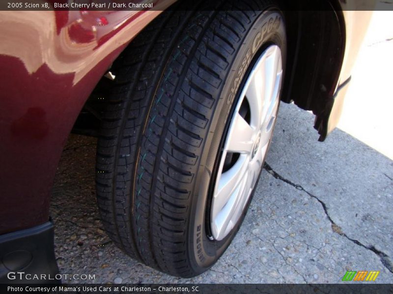 Black Cherry Pearl / Dark Charcoal 2005 Scion xB