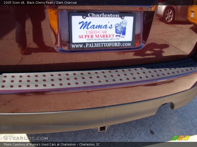 Black Cherry Pearl / Dark Charcoal 2005 Scion xB