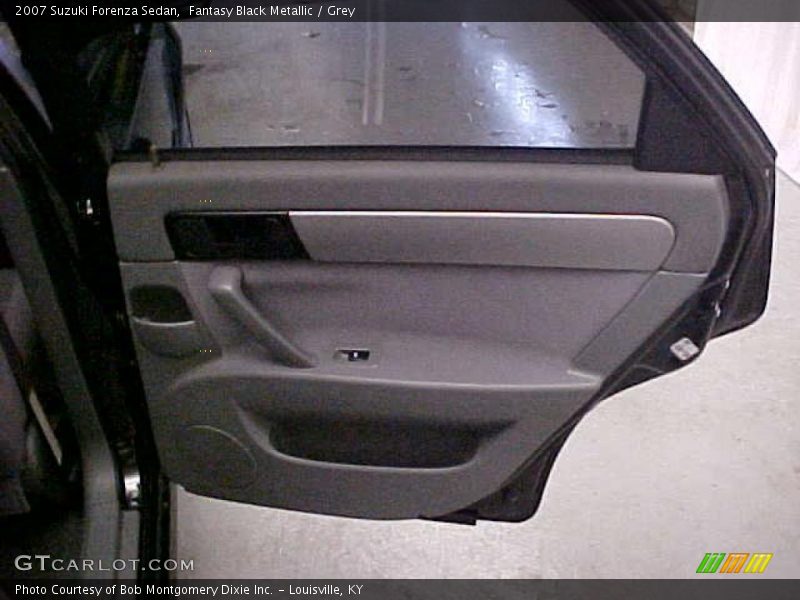 Fantasy Black Metallic / Grey 2007 Suzuki Forenza Sedan