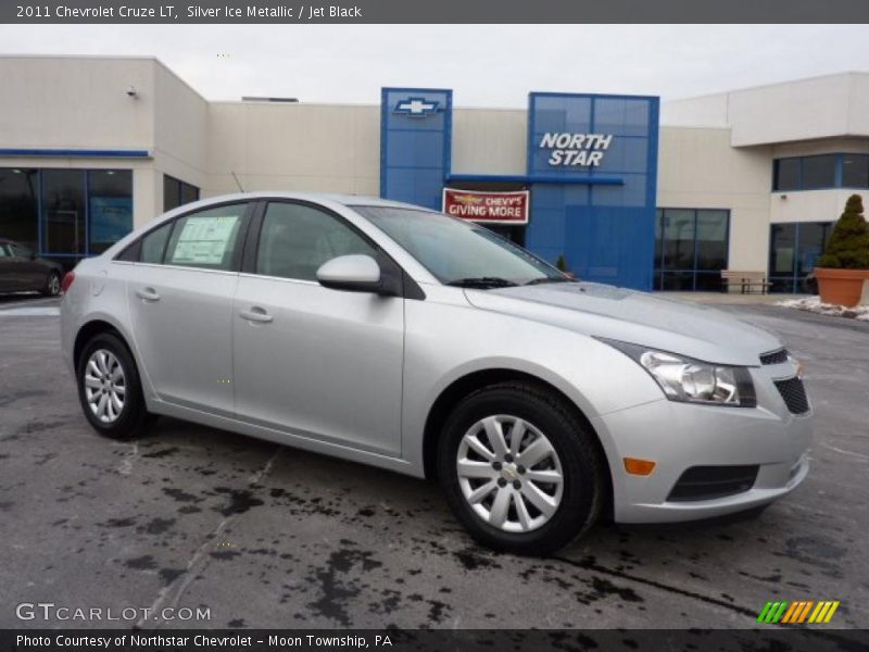 Silver Ice Metallic / Jet Black 2011 Chevrolet Cruze LT