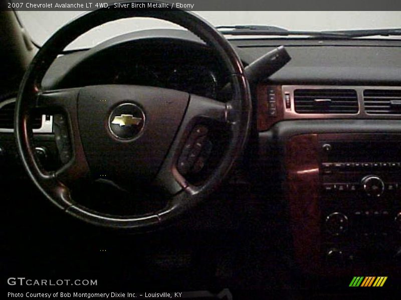 Silver Birch Metallic / Ebony 2007 Chevrolet Avalanche LT 4WD