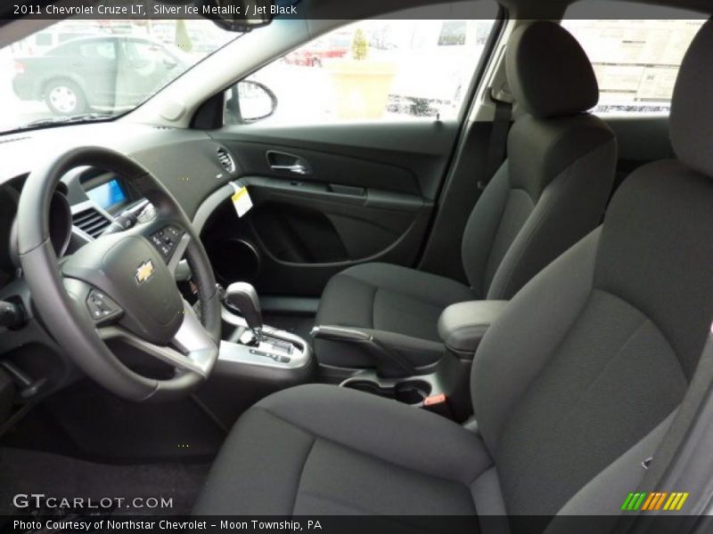 Silver Ice Metallic / Jet Black 2011 Chevrolet Cruze LT