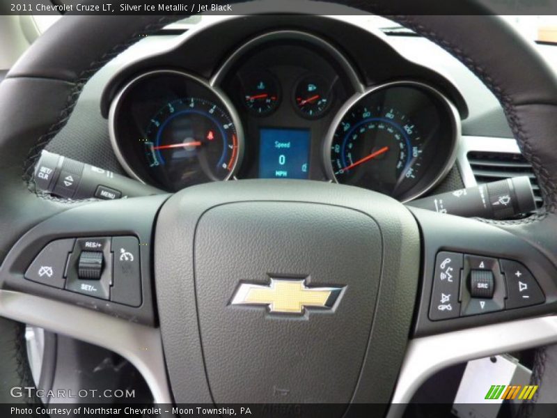 Silver Ice Metallic / Jet Black 2011 Chevrolet Cruze LT