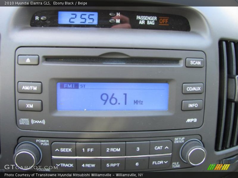 Ebony Black / Beige 2010 Hyundai Elantra GLS
