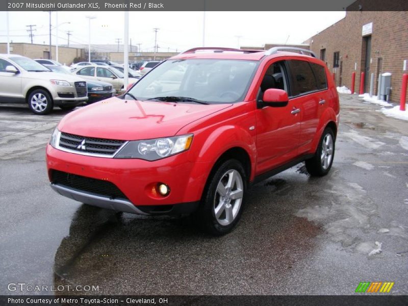 Front 3/4 View of 2007 Outlander XLS