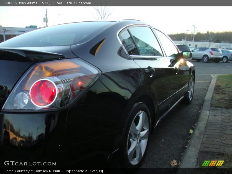 Super Black / Charcoal 2008 Nissan Altima 3.5 SE