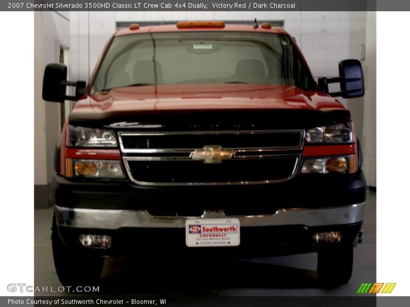 Victory Red / Dark Charcoal 2007 Chevrolet Silverado 3500HD Classic LT Crew Cab 4x4 Dually