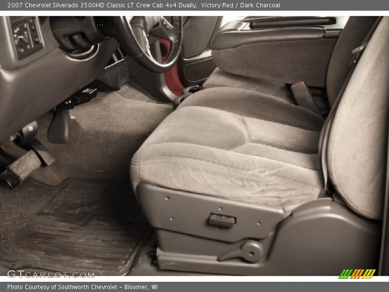 Victory Red / Dark Charcoal 2007 Chevrolet Silverado 3500HD Classic LT Crew Cab 4x4 Dually