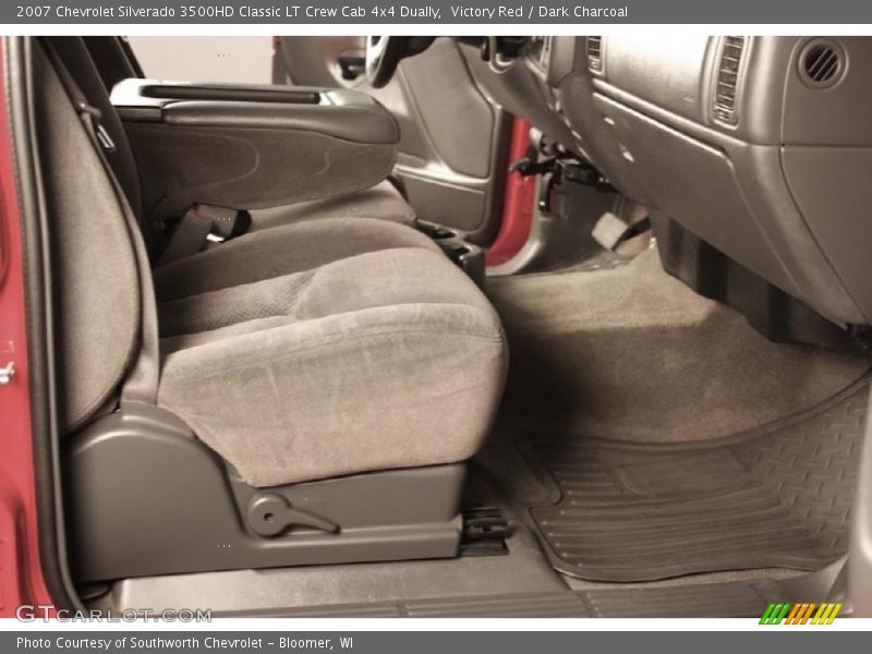 Victory Red / Dark Charcoal 2007 Chevrolet Silverado 3500HD Classic LT Crew Cab 4x4 Dually