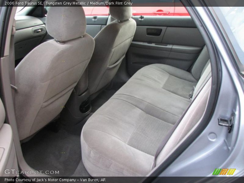 Tungsten Grey Metallic / Medium/Dark Flint Grey 2006 Ford Taurus SE