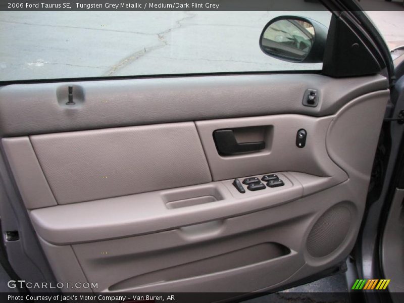 Tungsten Grey Metallic / Medium/Dark Flint Grey 2006 Ford Taurus SE