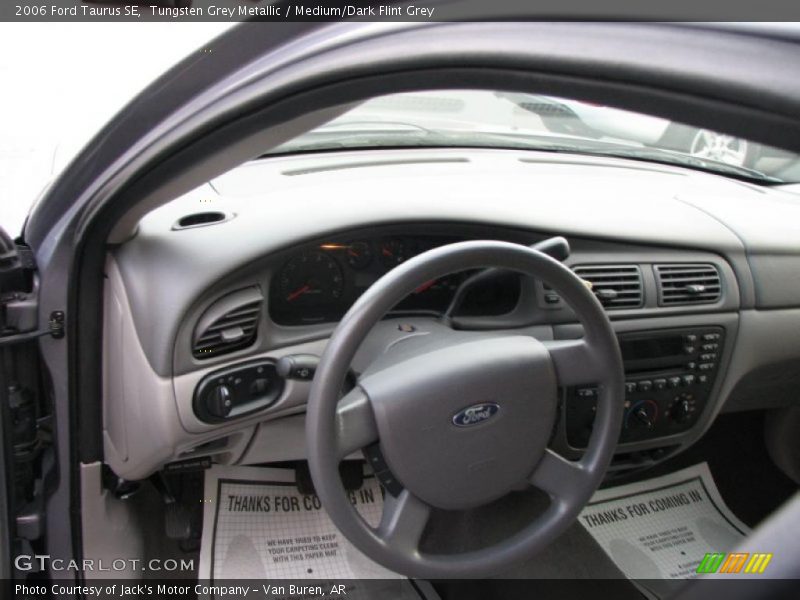 Tungsten Grey Metallic / Medium/Dark Flint Grey 2006 Ford Taurus SE