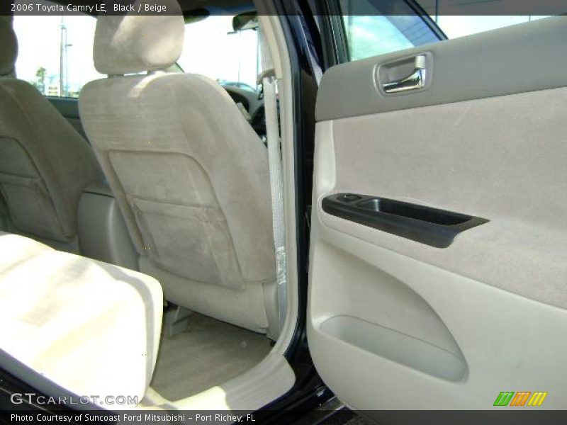 Black / Beige 2006 Toyota Camry LE