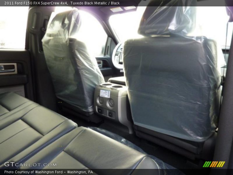 Tuxedo Black Metallic / Black 2011 Ford F150 FX4 SuperCrew 4x4