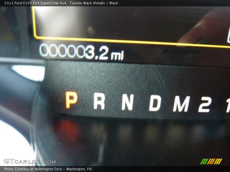 Tuxedo Black Metallic / Black 2011 Ford F150 FX4 SuperCrew 4x4
