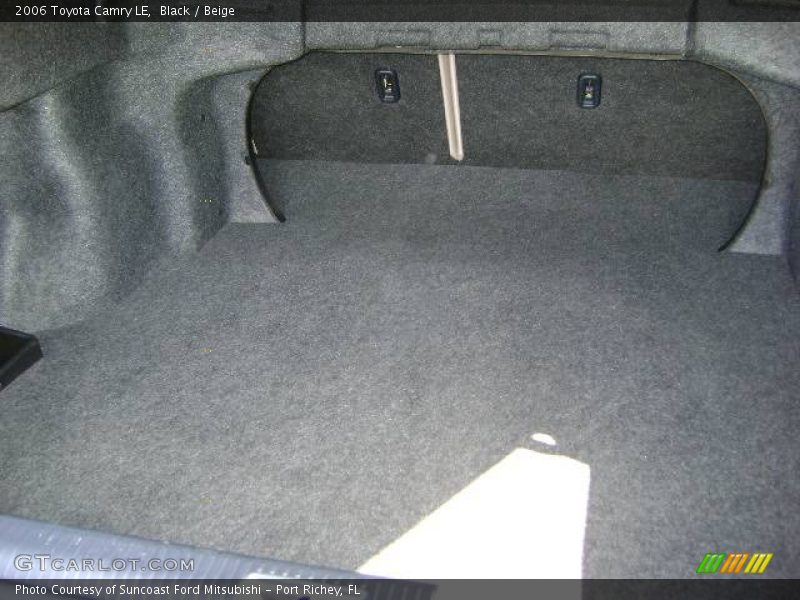 Black / Beige 2006 Toyota Camry LE