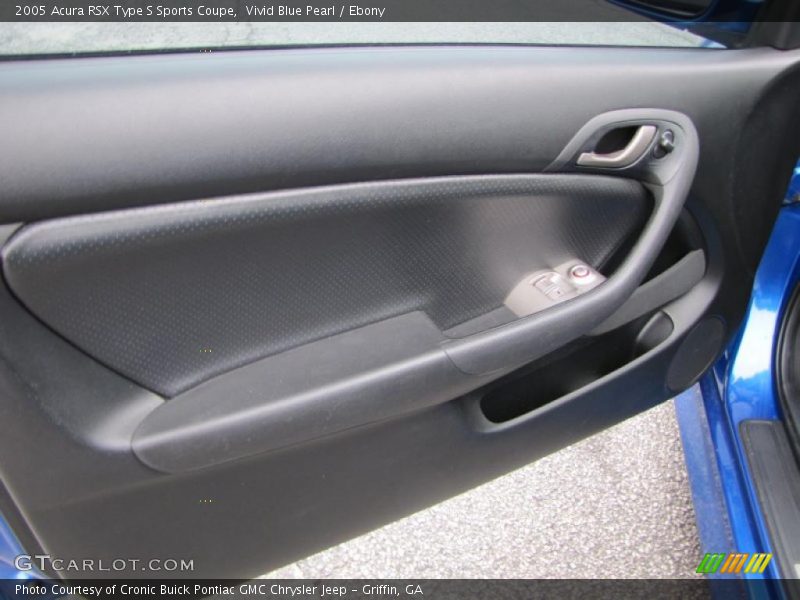 Door Panel of 2005 RSX Type S Sports Coupe