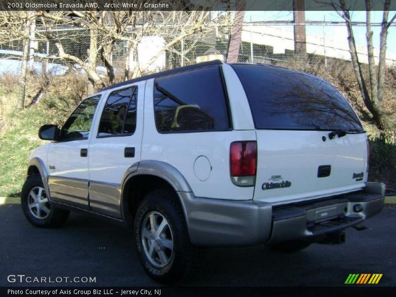 Arctic White / Graphite 2001 Oldsmobile Bravada AWD