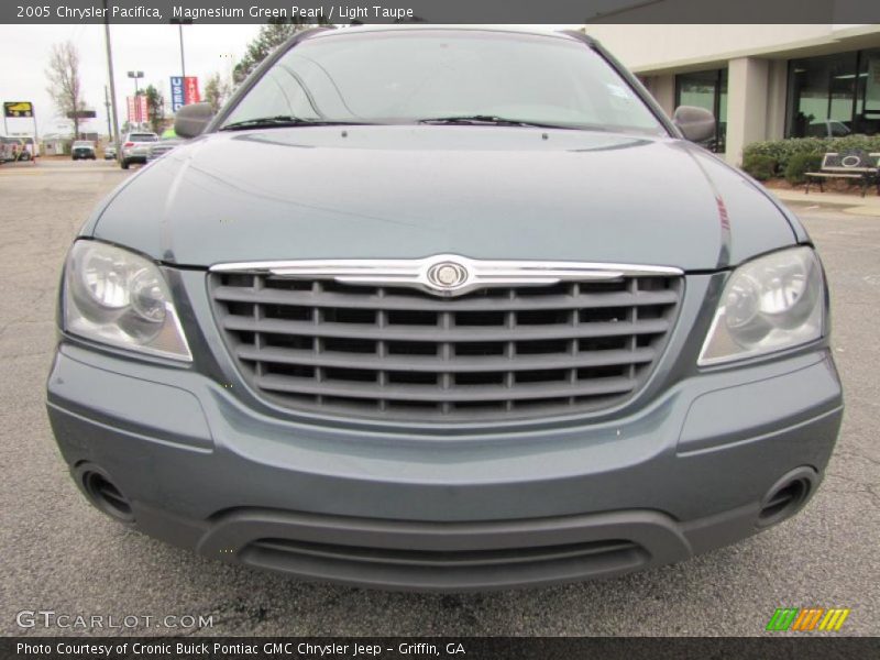 Magnesium Green Pearl / Light Taupe 2005 Chrysler Pacifica