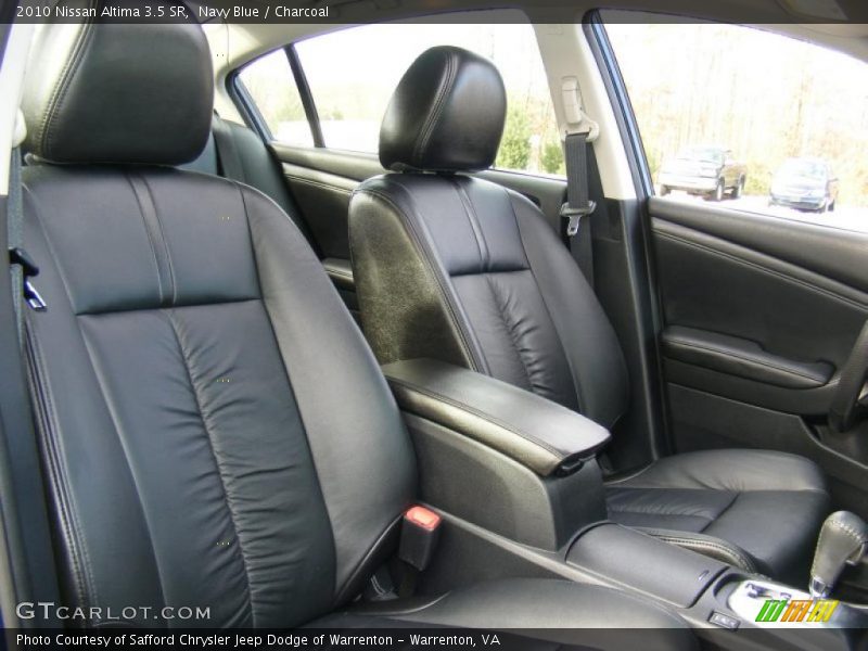  2010 Altima 3.5 SR Charcoal Interior