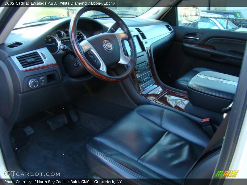White Diamond / Ebony/Ebony 2009 Cadillac Escalade AWD