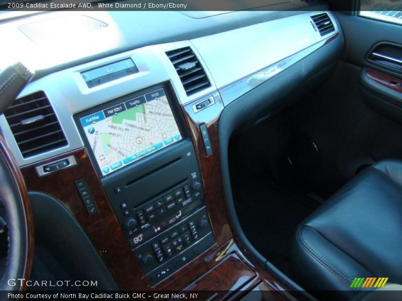 White Diamond / Ebony/Ebony 2009 Cadillac Escalade AWD