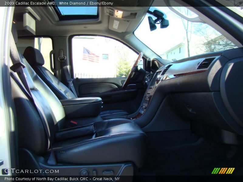 White Diamond / Ebony/Ebony 2009 Cadillac Escalade AWD