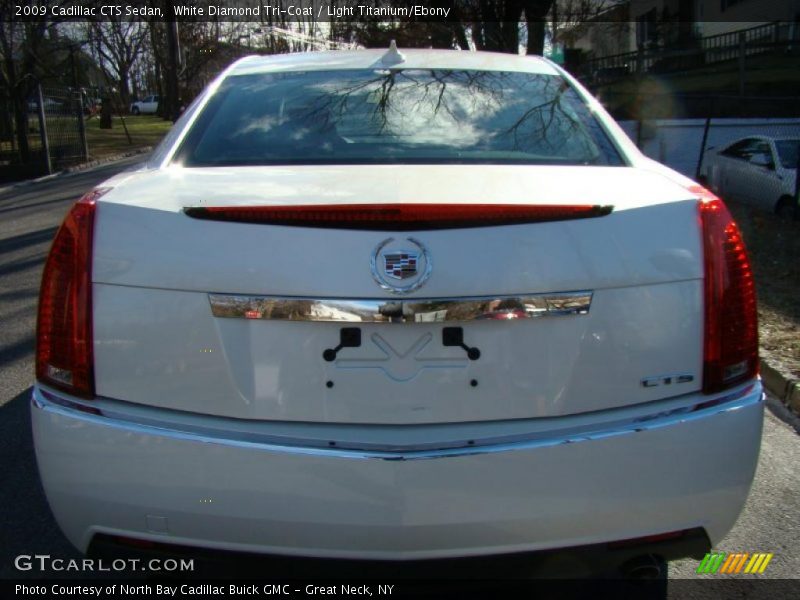 White Diamond Tri-Coat / Light Titanium/Ebony 2009 Cadillac CTS Sedan