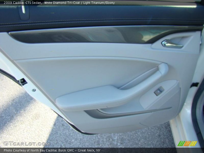White Diamond Tri-Coat / Light Titanium/Ebony 2009 Cadillac CTS Sedan