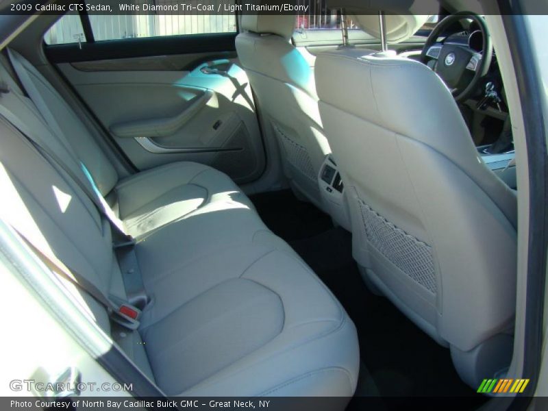 White Diamond Tri-Coat / Light Titanium/Ebony 2009 Cadillac CTS Sedan