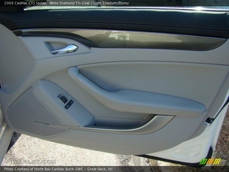 White Diamond Tri-Coat / Light Titanium/Ebony 2009 Cadillac CTS Sedan