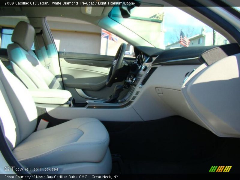 White Diamond Tri-Coat / Light Titanium/Ebony 2009 Cadillac CTS Sedan