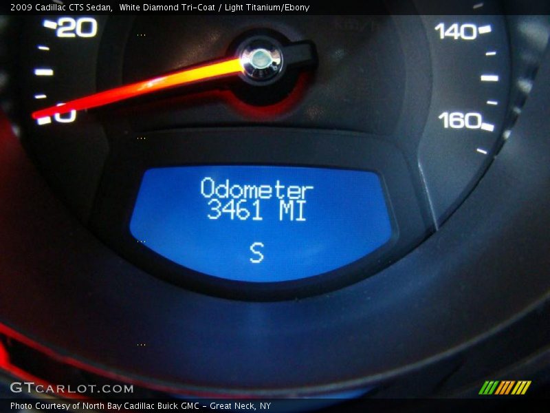 White Diamond Tri-Coat / Light Titanium/Ebony 2009 Cadillac CTS Sedan