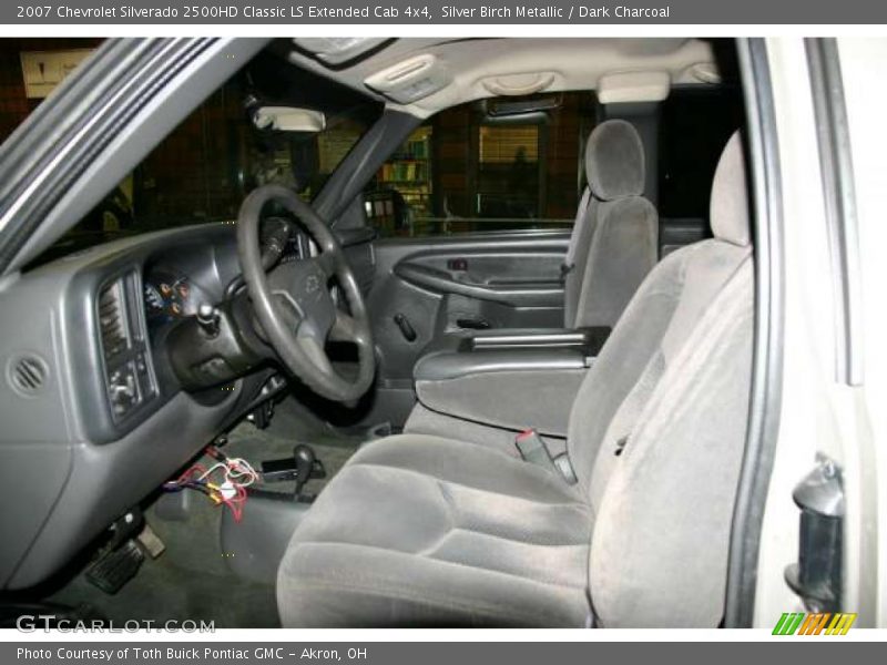 Silver Birch Metallic / Dark Charcoal 2007 Chevrolet Silverado 2500HD Classic LS Extended Cab 4x4
