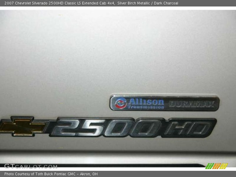 Silver Birch Metallic / Dark Charcoal 2007 Chevrolet Silverado 2500HD Classic LS Extended Cab 4x4