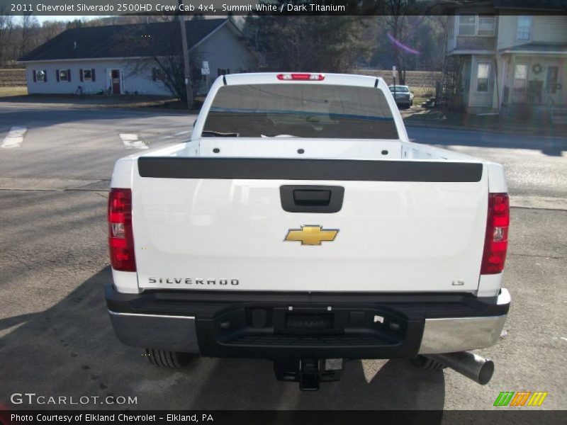 Summit White / Dark Titanium 2011 Chevrolet Silverado 2500HD Crew Cab 4x4