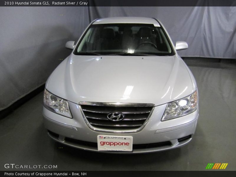 Radiant Silver / Gray 2010 Hyundai Sonata GLS