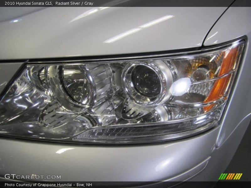 Radiant Silver / Gray 2010 Hyundai Sonata GLS