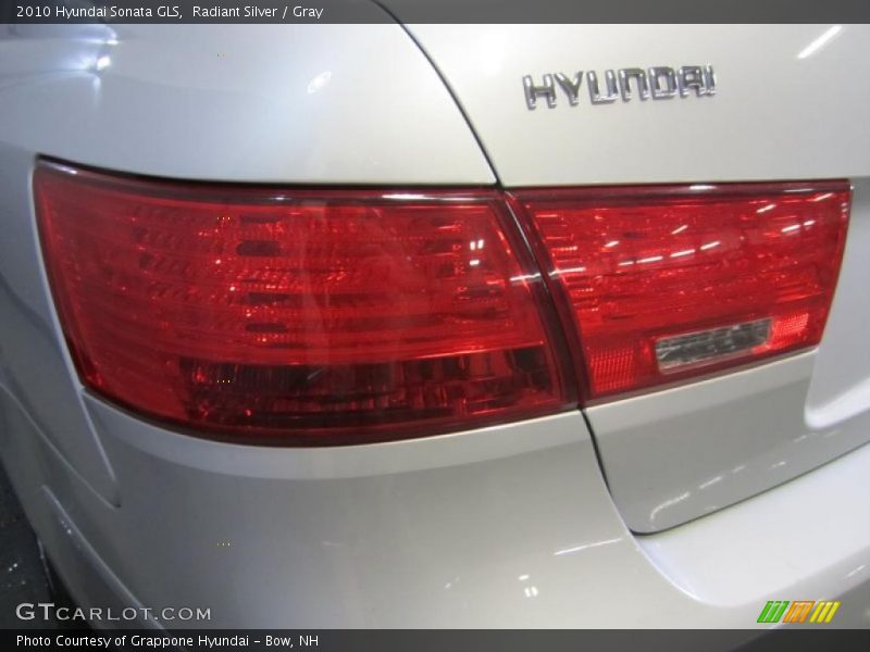 Radiant Silver / Gray 2010 Hyundai Sonata GLS
