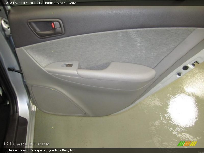Radiant Silver / Gray 2010 Hyundai Sonata GLS