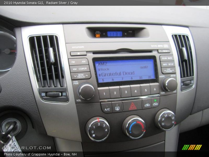 Radiant Silver / Gray 2010 Hyundai Sonata GLS