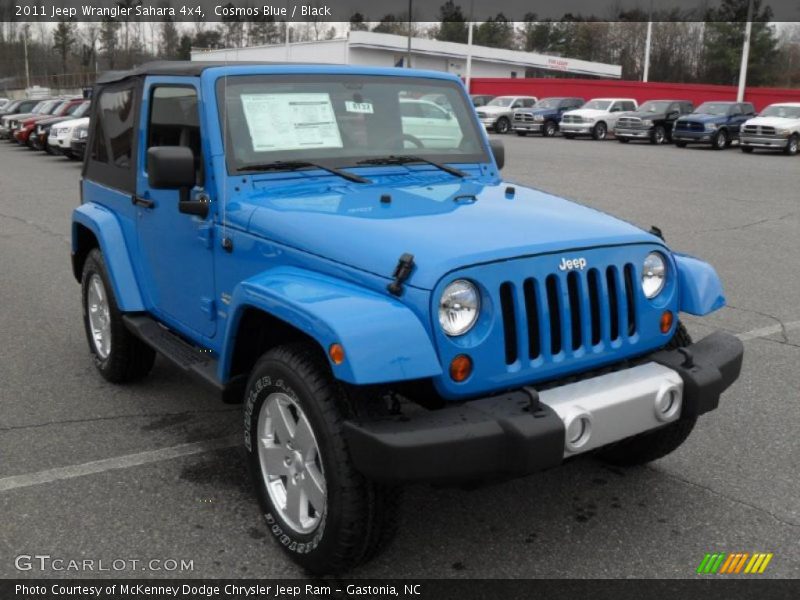 Front 3/4 View of 2011 Wrangler Sahara 4x4