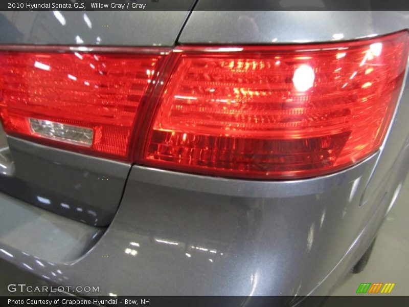 Willow Gray / Gray 2010 Hyundai Sonata GLS