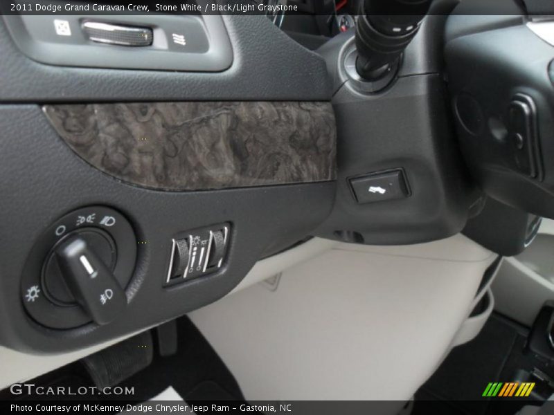 Stone White / Black/Light Graystone 2011 Dodge Grand Caravan Crew