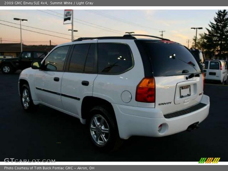Summit White / Light Gray 2009 GMC Envoy SLE 4x4
