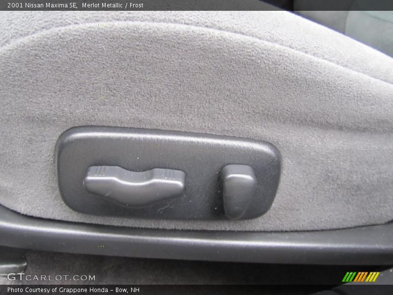 Merlot Metallic / Frost 2001 Nissan Maxima SE