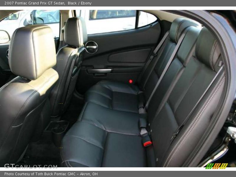 Black / Ebony 2007 Pontiac Grand Prix GT Sedan