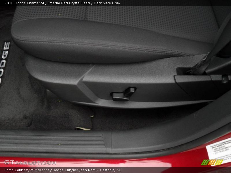 Inferno Red Crystal Pearl / Dark Slate Gray 2010 Dodge Charger SE