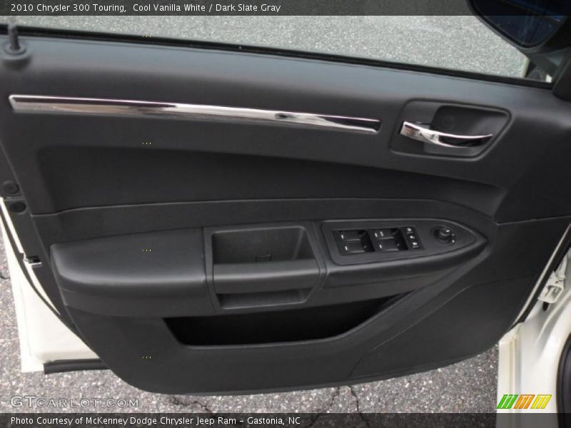 Cool Vanilla White / Dark Slate Gray 2010 Chrysler 300 Touring