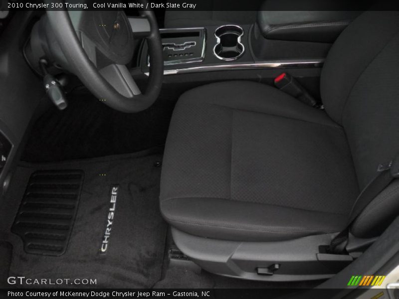 Cool Vanilla White / Dark Slate Gray 2010 Chrysler 300 Touring